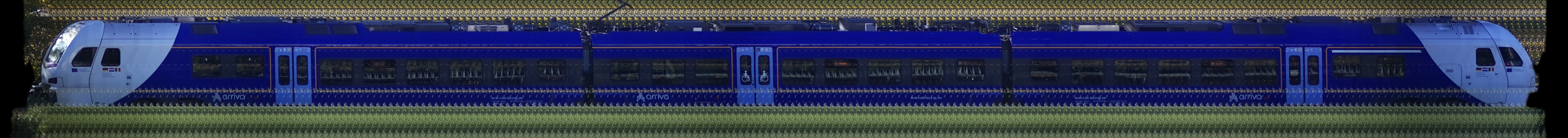 There should be a train photo here :'(