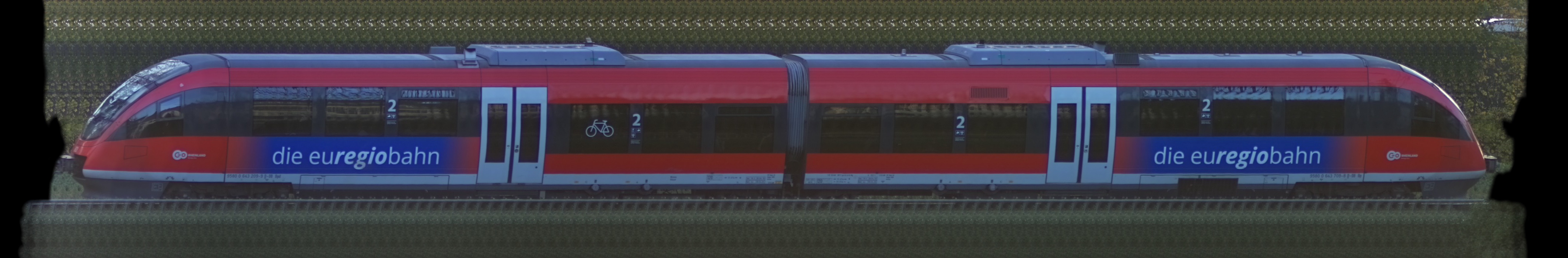 There should be a train photo here :'(