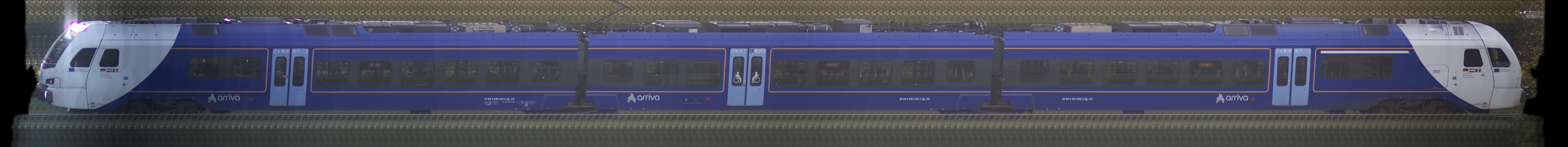 There should be a train photo here :'(