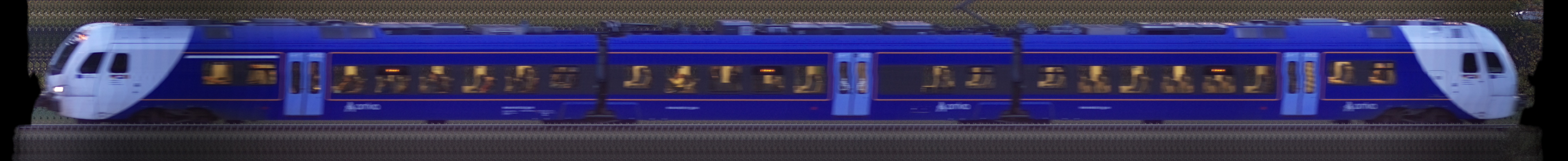 There should be a train photo here :'(