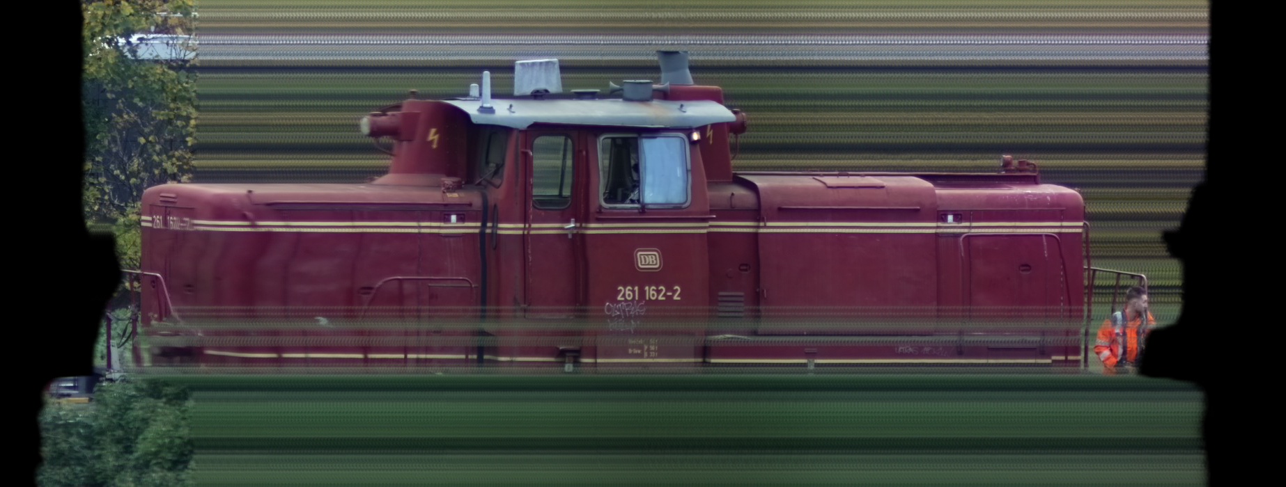 There should be a train photo here :'(