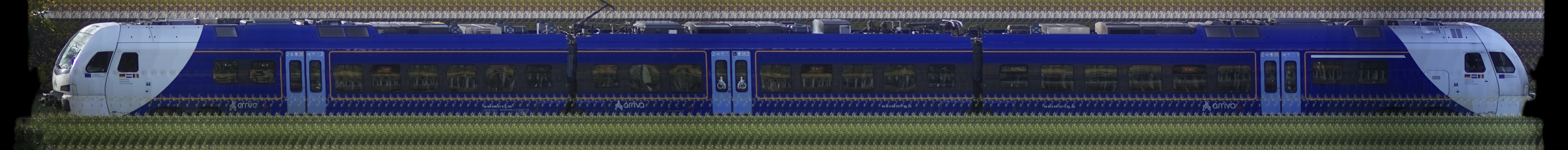 There should be a train photo here :'(