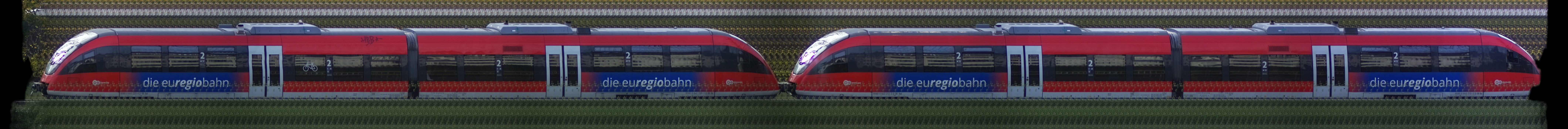 There should be a train photo here :'(