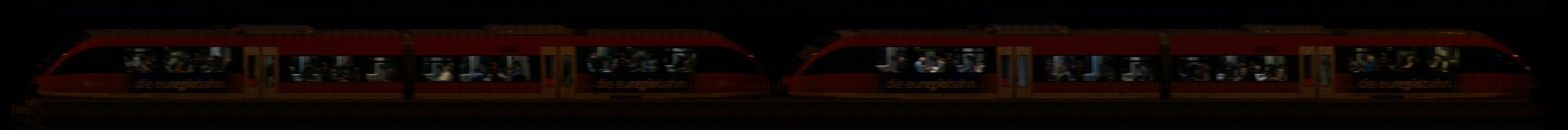 There should be a train photo here :'(