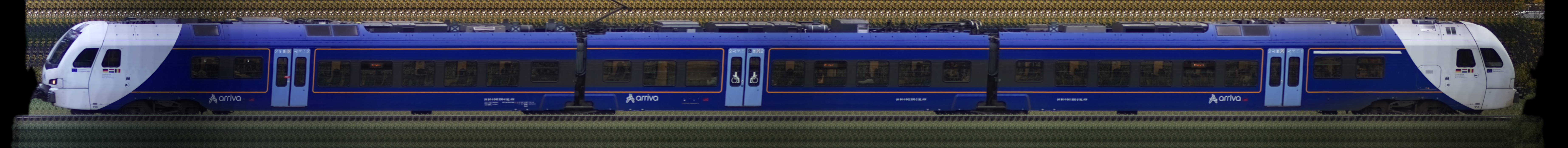 There should be a train photo here :'(