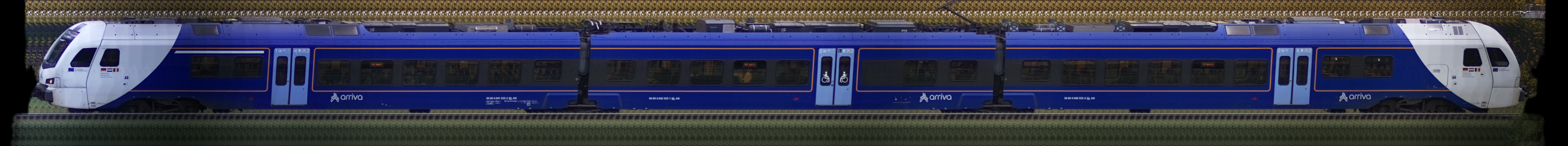 There should be a train photo here :'(