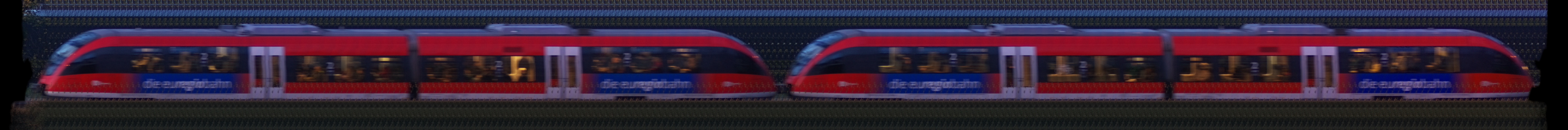 There should be a train photo here :'(