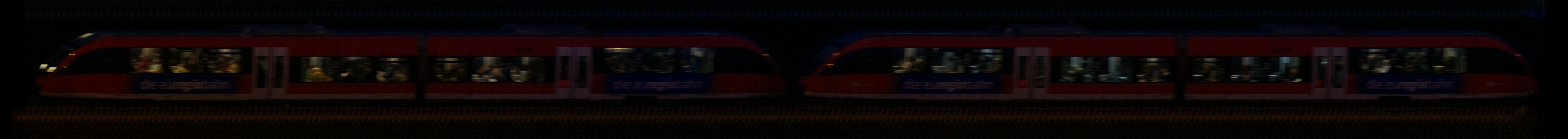 There should be a train photo here :'(