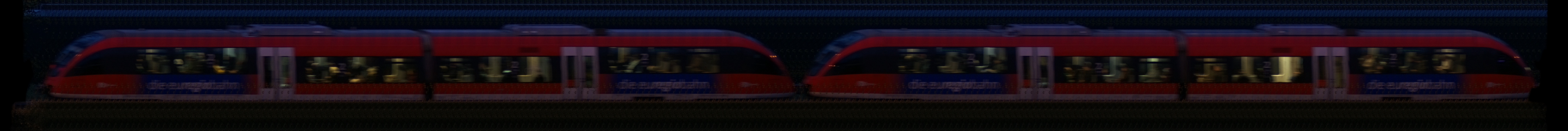 There should be a train photo here :'(