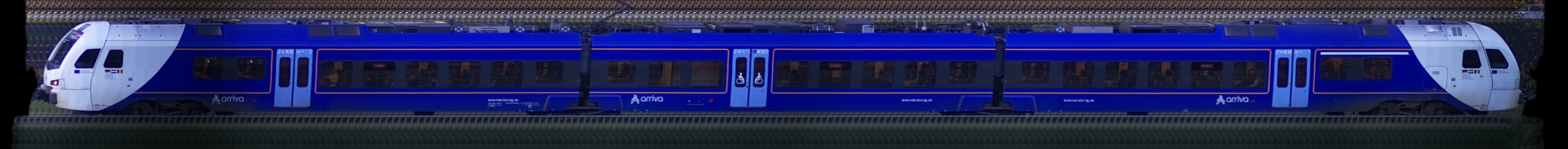 There should be a train photo here :'(