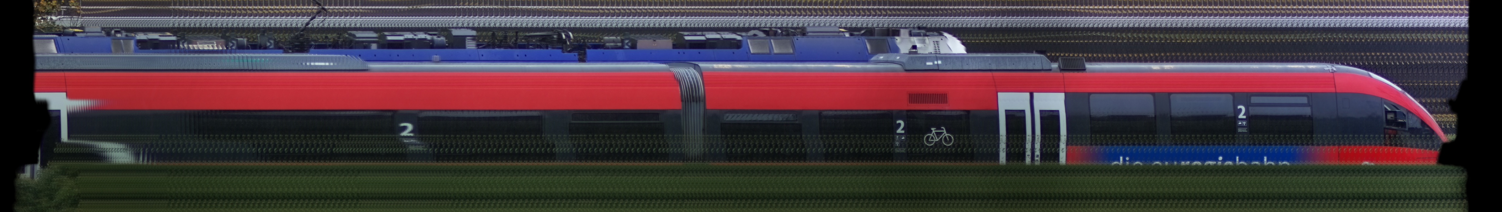 There should be a train photo here :'(