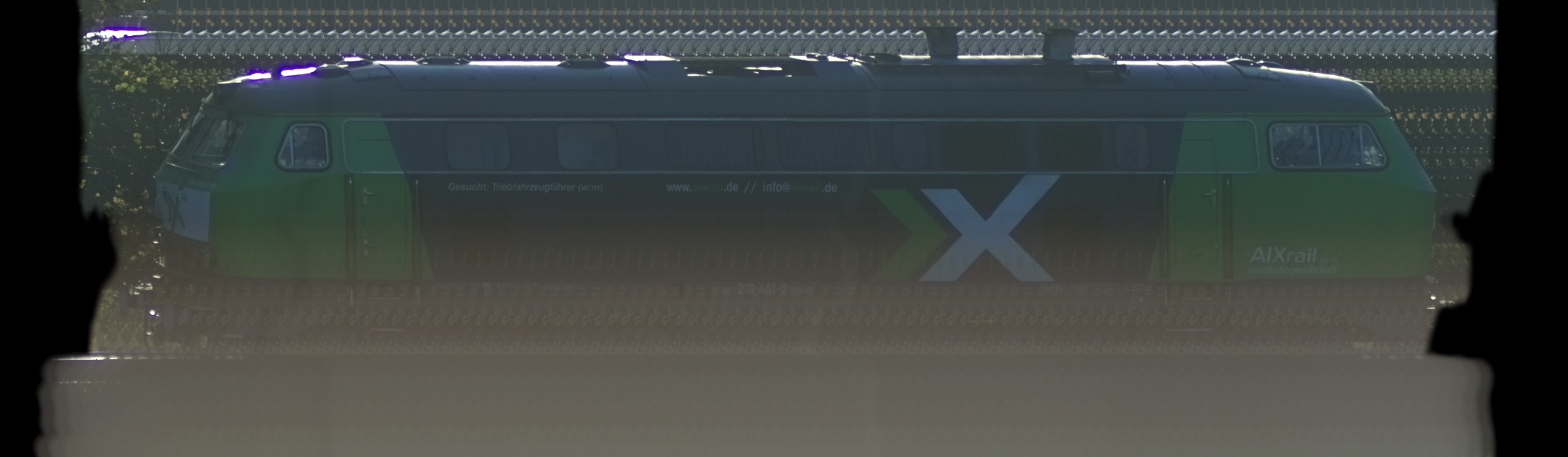 There should be a train photo here :'(