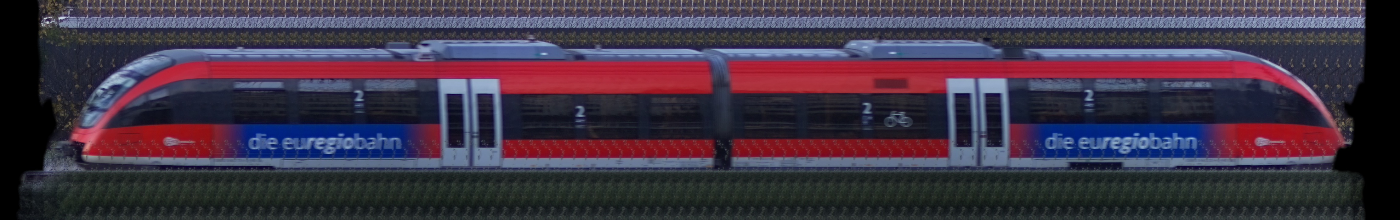 There should be a train photo here :'(