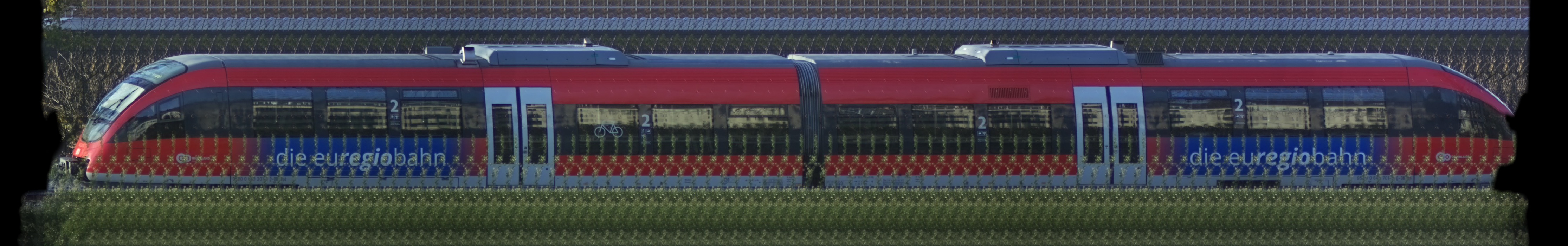 There should be a train photo here :'(