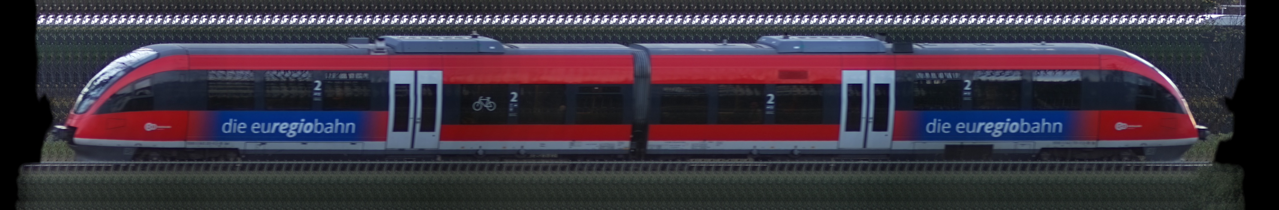 There should be a train photo here :'(