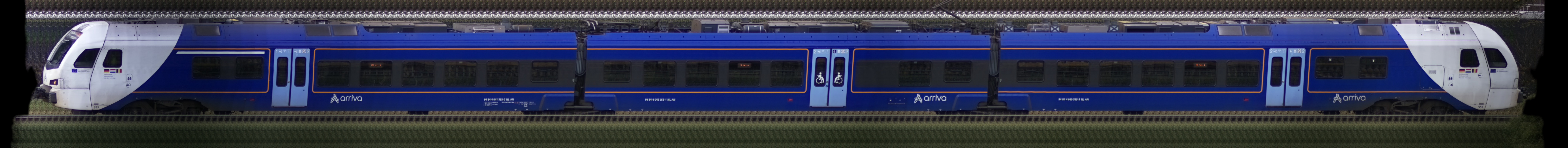 There should be a train photo here :'(