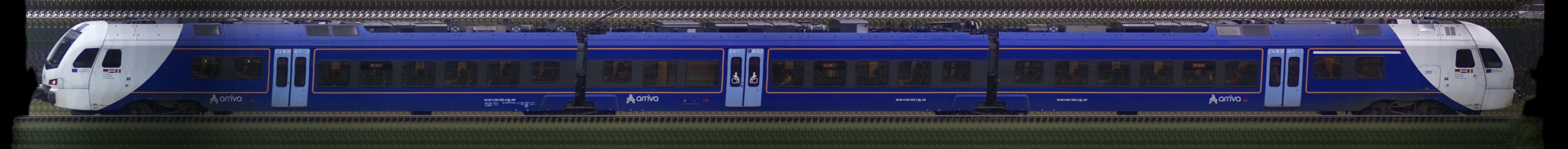 There should be a train photo here :'(