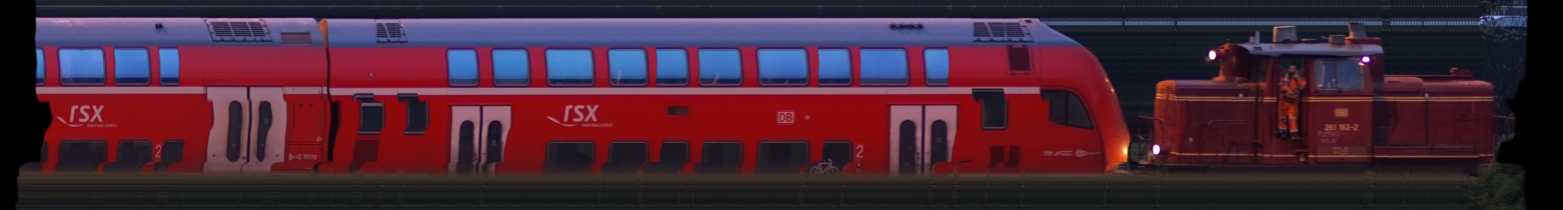 There should be a train photo here :'(