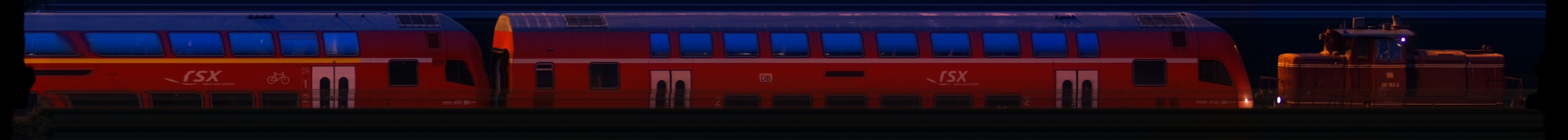 There should be a train photo here :'(