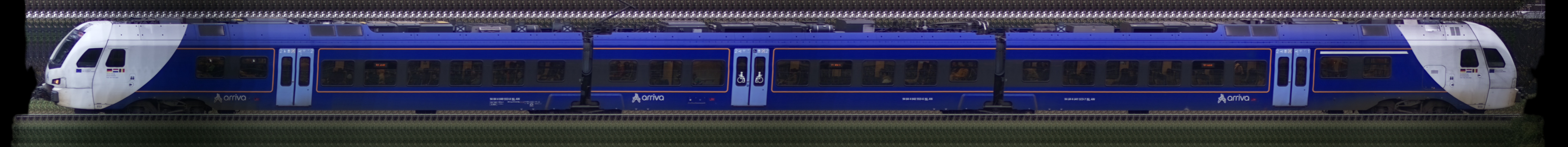 There should be a train photo here :'(