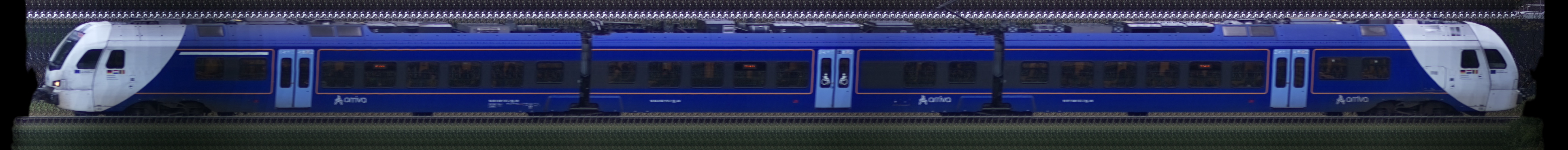 There should be a train photo here :'(