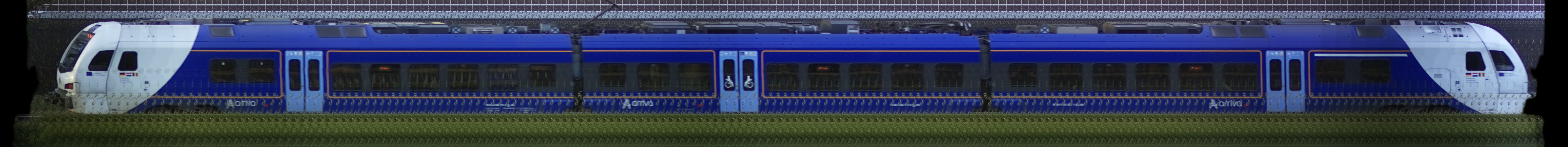 There should be a train photo here :'(