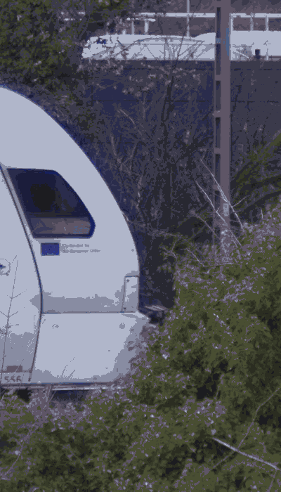 There should be a train video here :'(