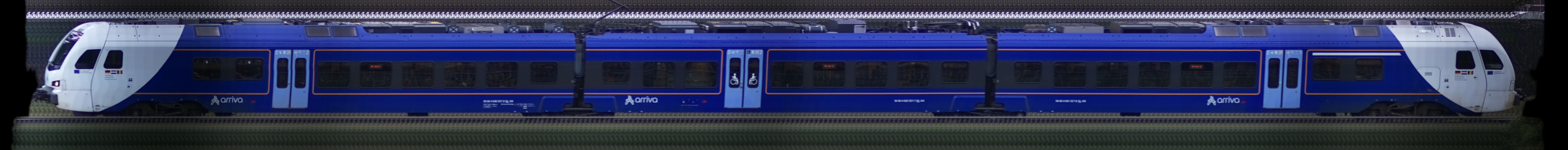 There should be a train photo here :'(