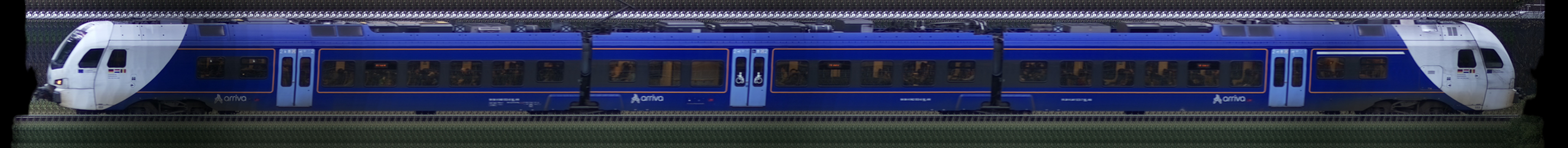 There should be a train photo here :'(