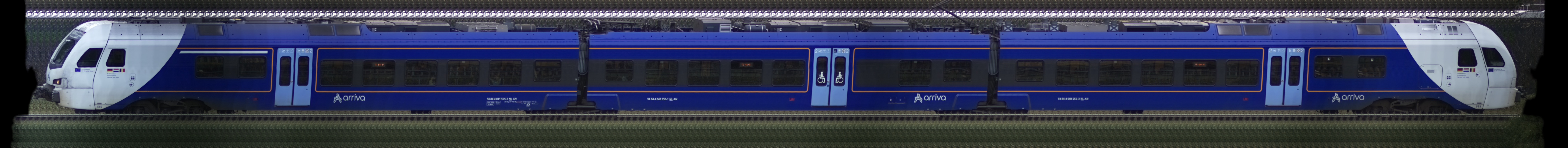 There should be a train photo here :'(