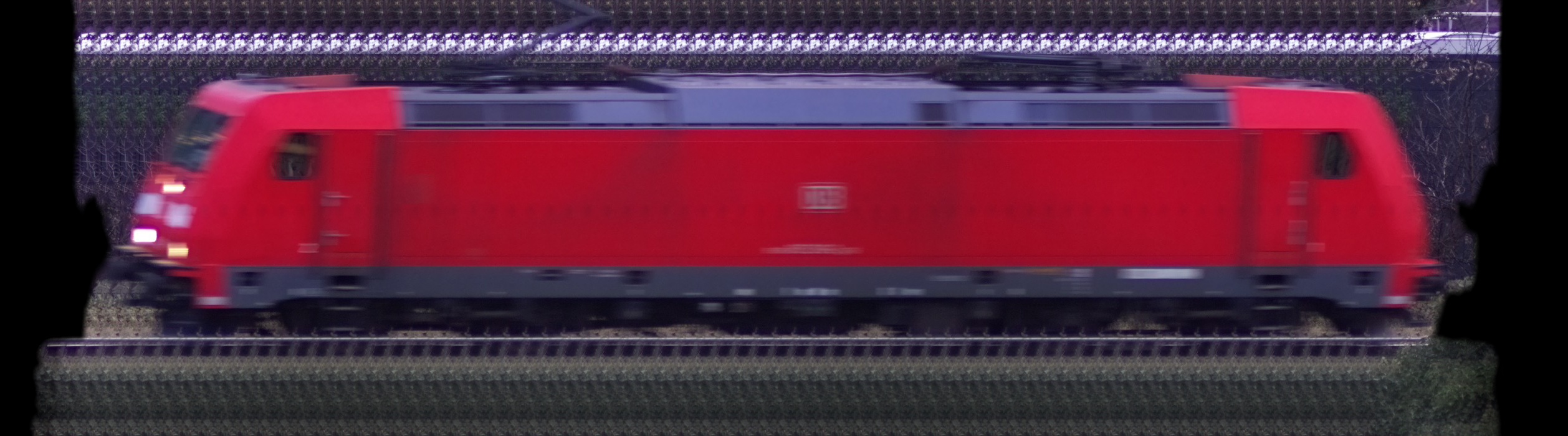 There should be a train photo here :'(