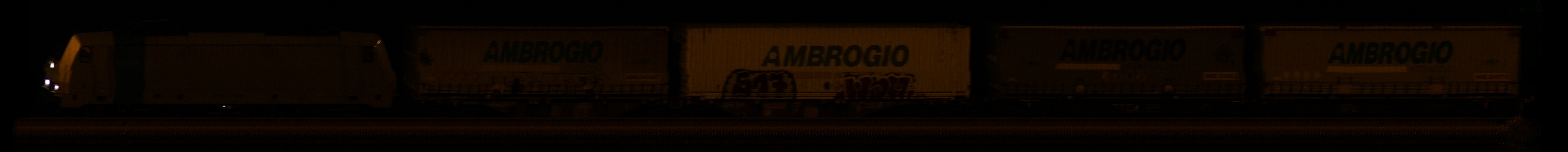 There should be a train photo here :'(