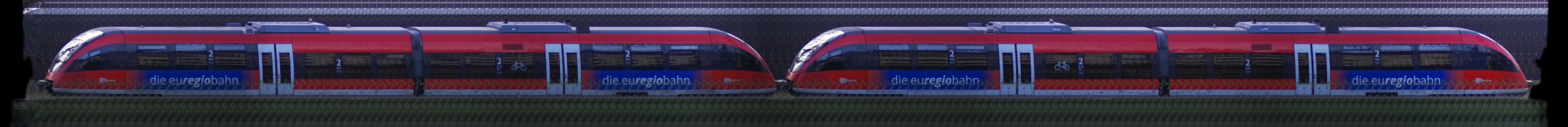 There should be a train photo here :'(