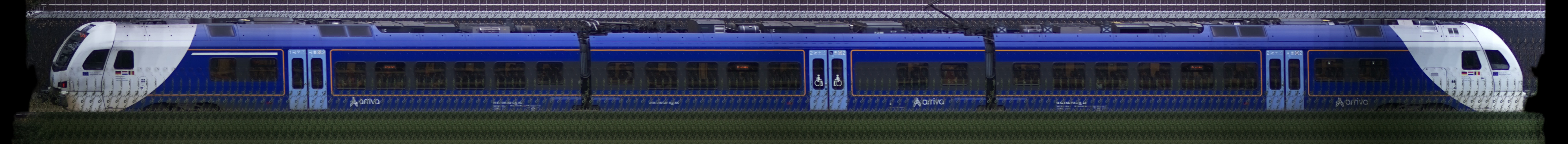 There should be a train photo here :'(