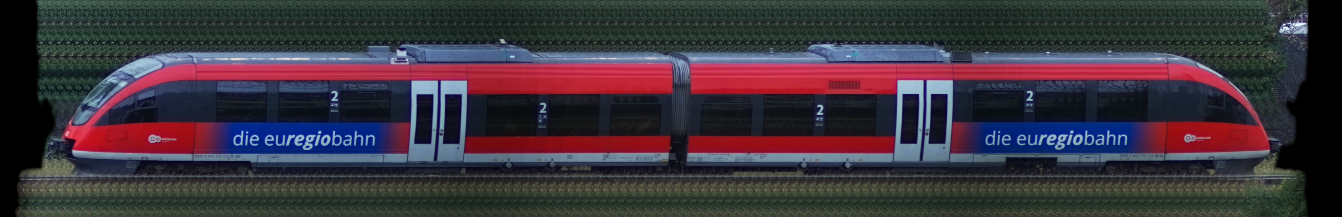 There should be a train photo here :'(