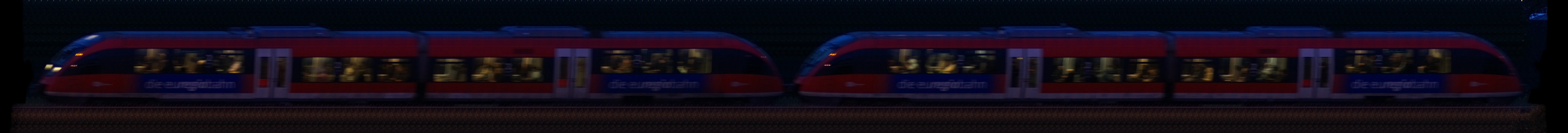 There should be a train photo here :'(