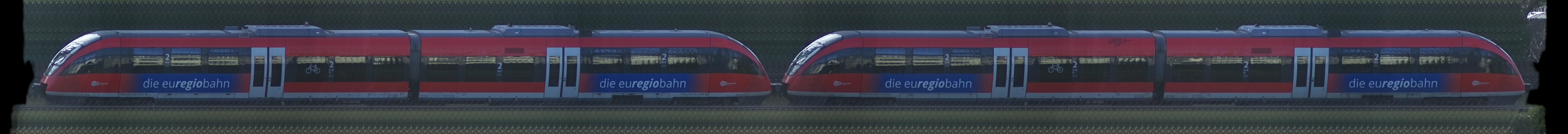 There should be a train photo here :'(