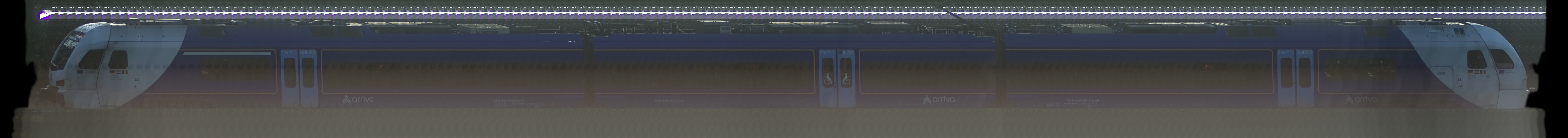 There should be a train photo here :'(