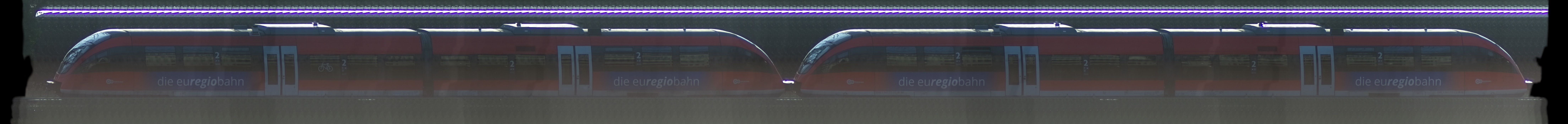 There should be a train photo here :'(