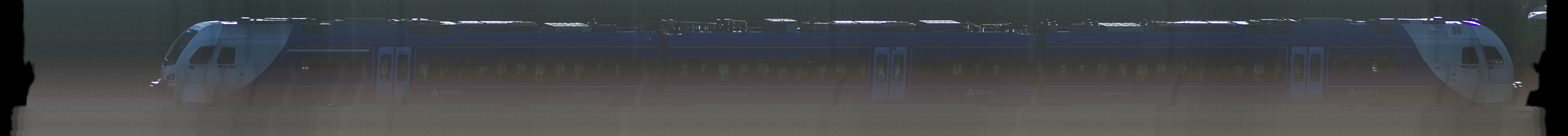 There should be a train photo here :'(