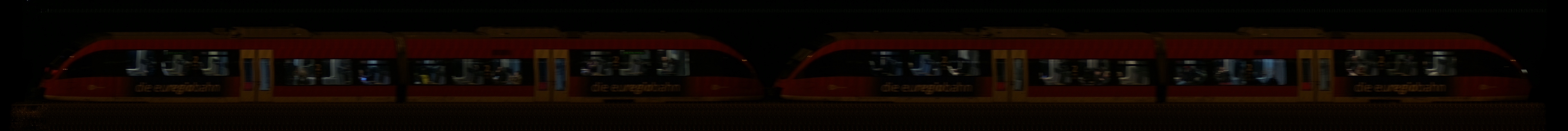 There should be a train photo here :'(