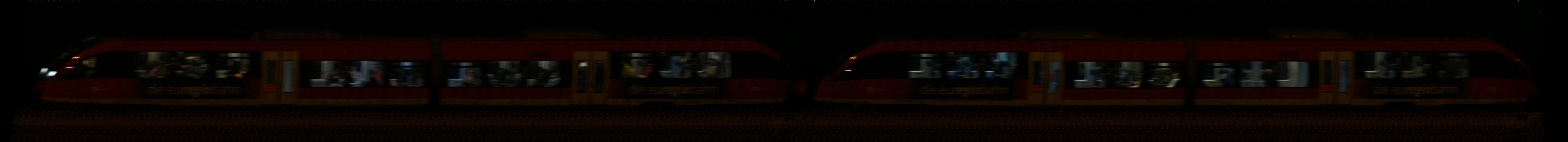 There should be a train photo here :'(