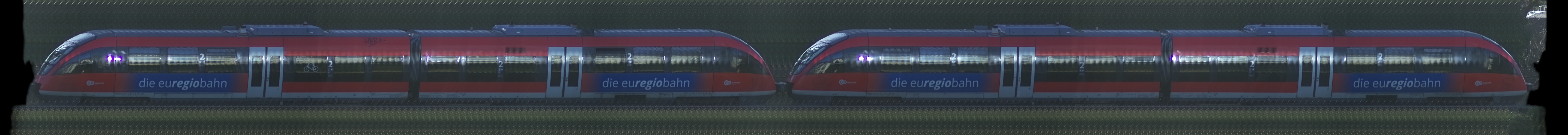 There should be a train photo here :'(