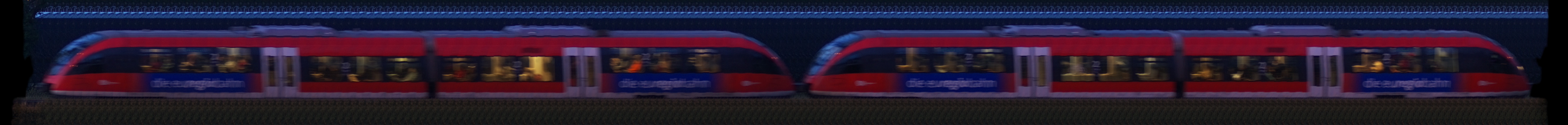 There should be a train photo here :'(