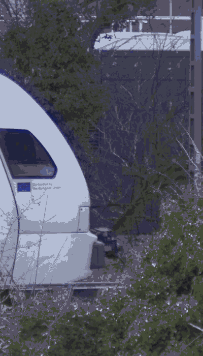 There should be a train video here :'(