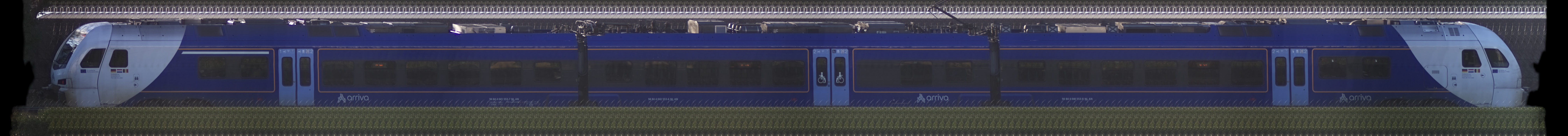 There should be a train photo here :'(