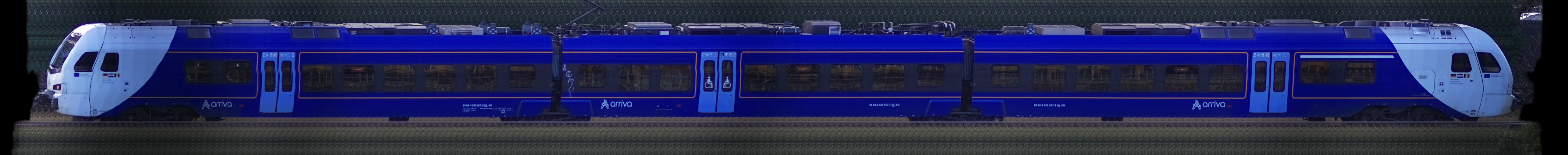 There should be a train photo here :'(