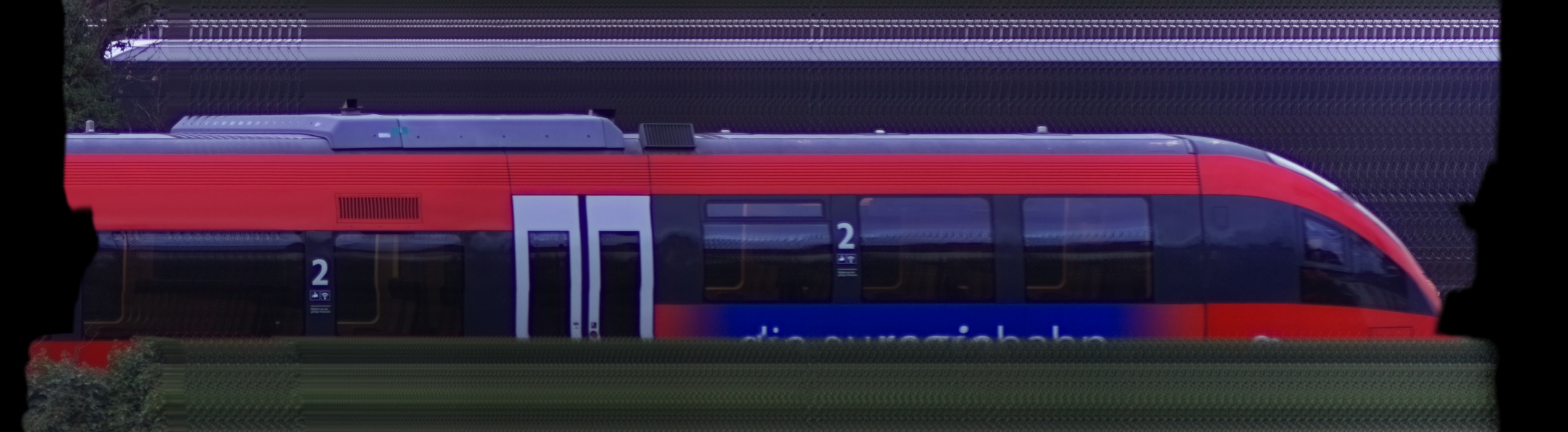 There should be a train photo here :'(