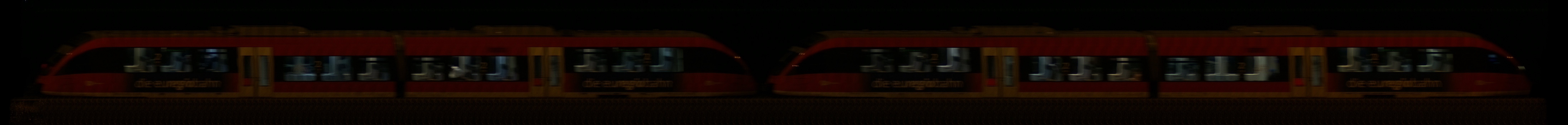 There should be a train photo here :'(