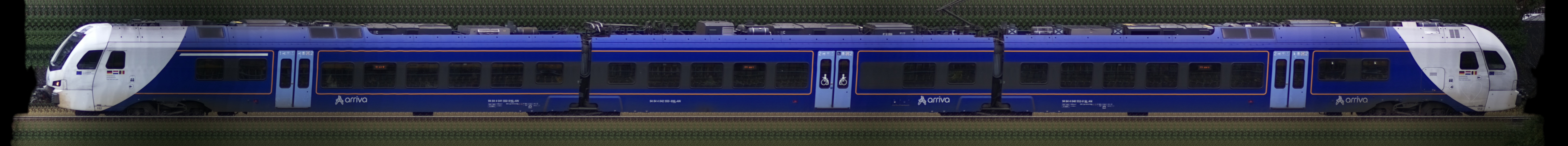 There should be a train photo here :'(